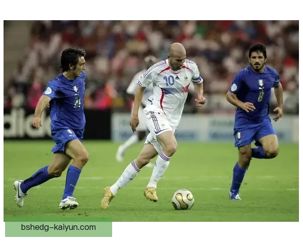 齐达内展现超凡对抗能力，助球队迎来逆转表现亮眼